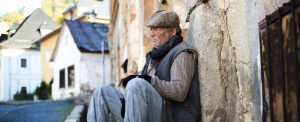 Einsamkeit im Lockdown: Psychische Belastung und Depression durch Corona